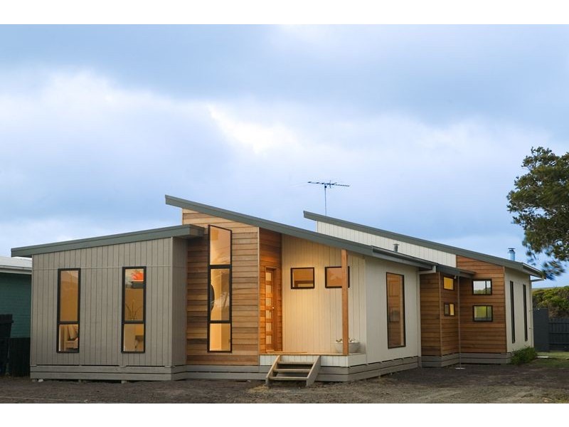 10 Foam Street, Sunderland Bay VIC 3922