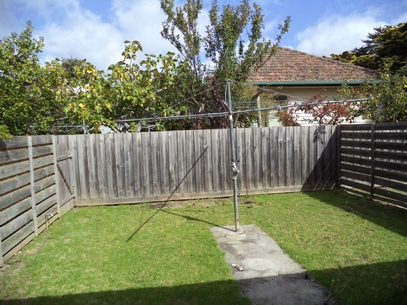 2/181 Thompson Ave, Cowes VIC 3922