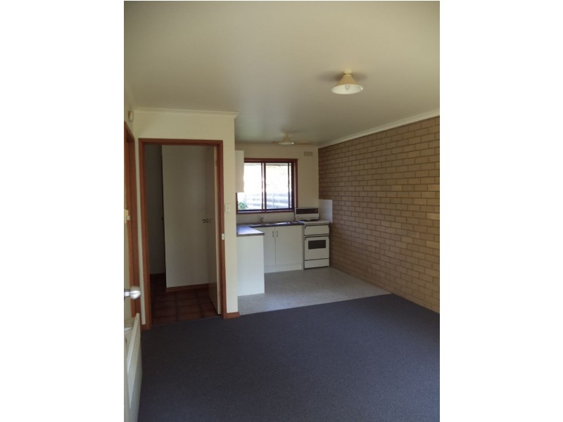 2/181 Thompson Ave, Cowes VIC 3922