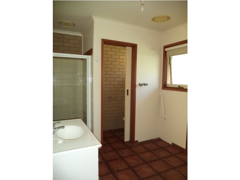 2/181 Thompson Ave, Cowes VIC 3922