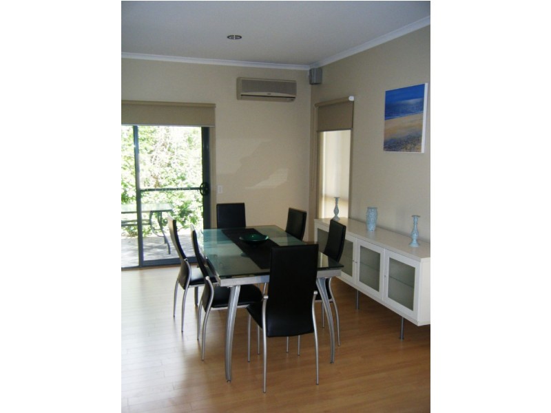 143 Church Street, Cowes VIC 3922