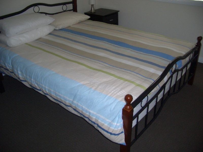 2/64 Justice Road, Cowes VIC 3922