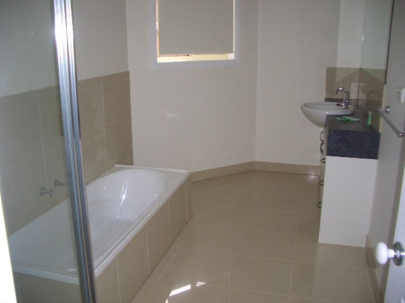 2/64 Justice Road, Cowes VIC 3922