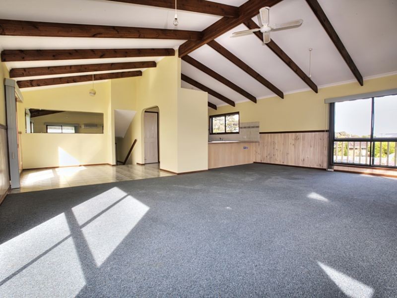 1 Phillip Island Road, Sunset Strip VIC 3922
