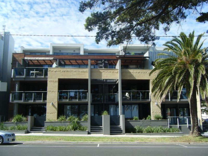 11/4 The Esplanade, Cowes VIC 3922