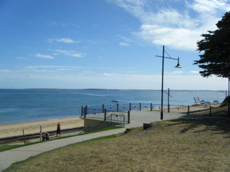 11/4 The Esplanade, Cowes VIC 3922