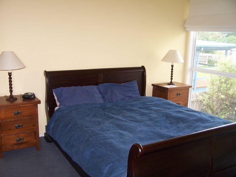 2 Sunderland Bay Rd, Sunderland Bay VIC 3922