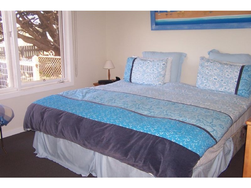 2 Barry Street, Sunderland Bay VIC 3922