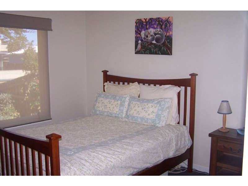 2 Barry Street, Sunderland Bay VIC 3922