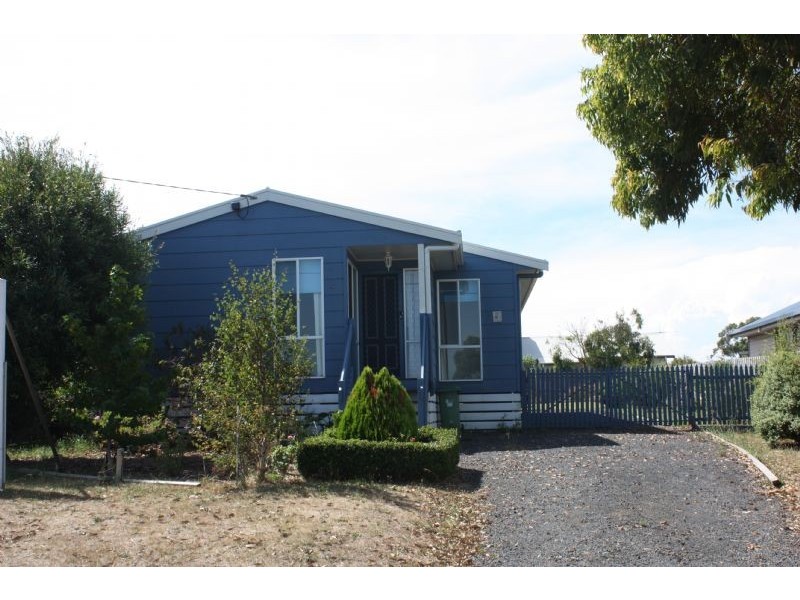 8 Hallway Drive, Wimbledon Heights VIC 3922