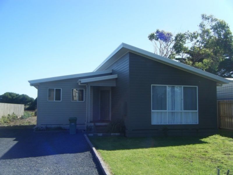 16 Gemma Street, Sunderland Bay VIC 3922