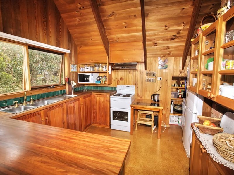 12 Rennison Road, Newhaven VIC 3925