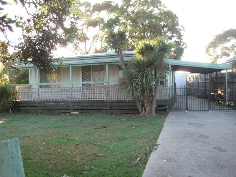 95 Red Rocks Road, Cowes VIC 3922