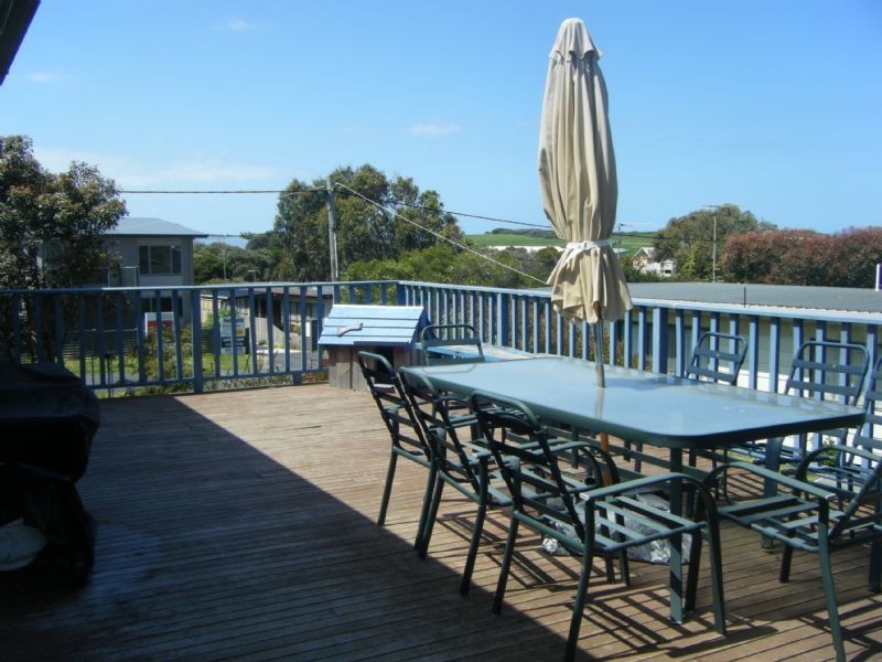 34 Barramundi Ave, Smiths Beach VIC 3922