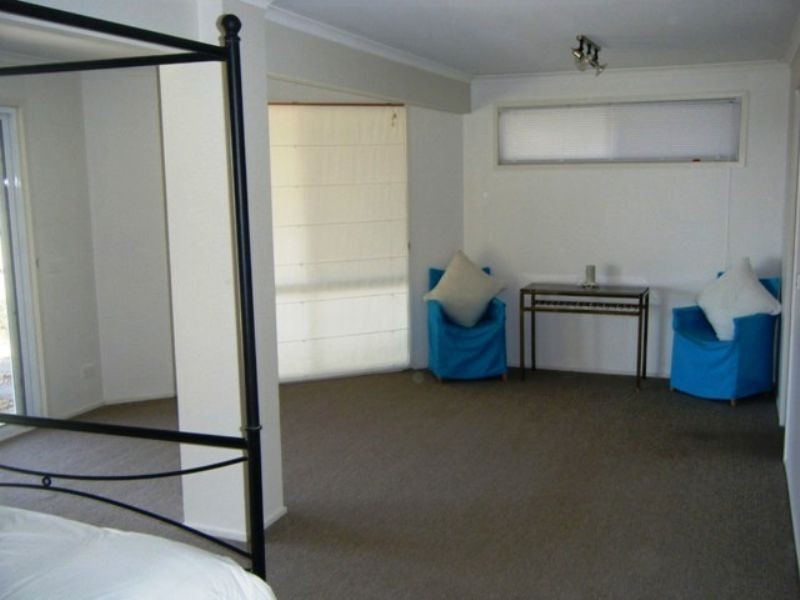 4 Bowman Road, Wimbledon Heights VIC 3922