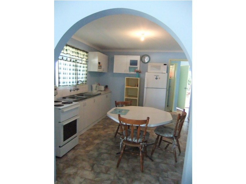 2 Lansell Road, Cowes VIC 3922