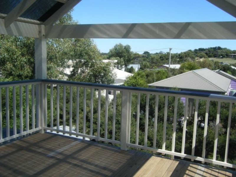 10 Galleon Crescent, Sunset Strip VIC 3922