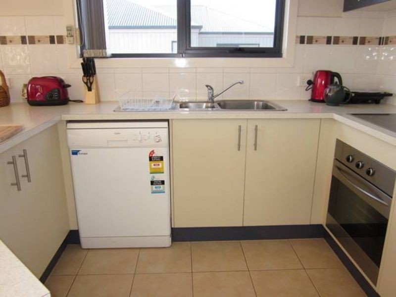 2/255 Church Street, Cowes VIC 3922