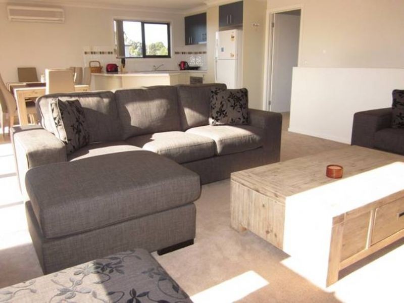 2/255 Church Street, Cowes VIC 3922