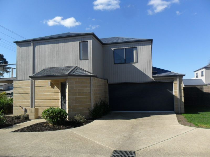 2/255 Church Street, Cowes VIC 3922