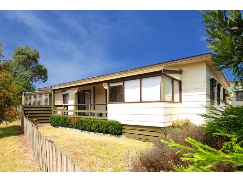 103 McKenzie Road, Cowes VIC 3922