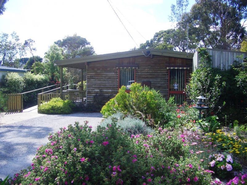 67 Hobsons Parade, Cowes VIC 3922