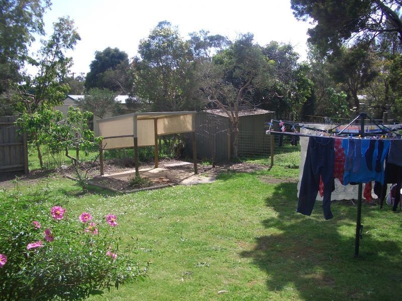 67 Hobsons Parade, Cowes VIC 3922