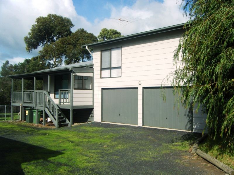 7 Seascape Avenue, Cowes VIC 3922