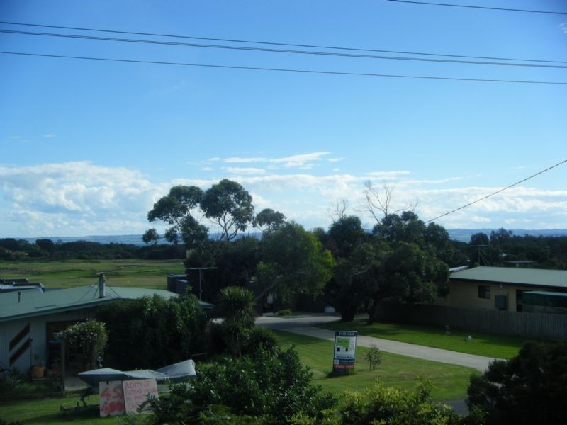 55 Red Rocks Road, Cowes VIC 3922