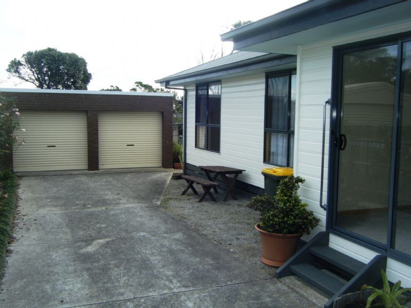 33 Back Beach Road, San Remo VIC 3925
