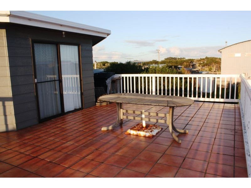 11 Sinclair Avenue, Surf Beach VIC 3922