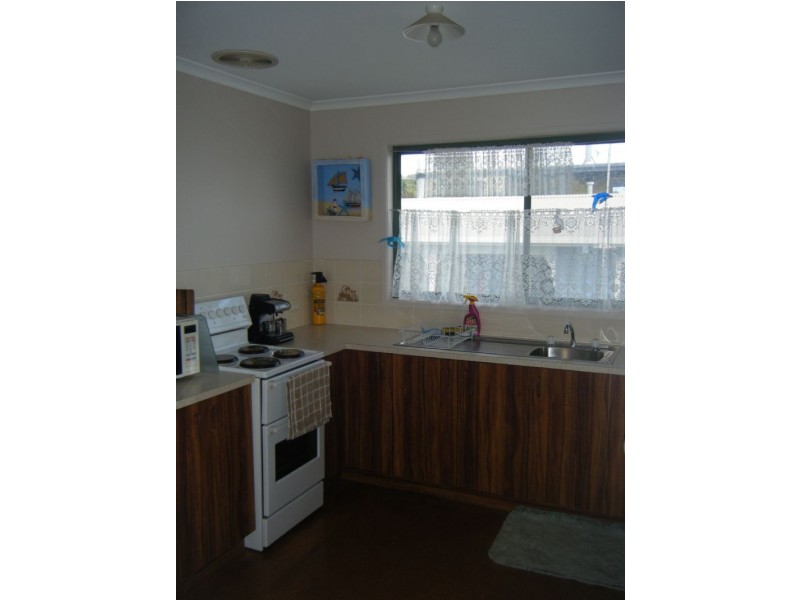 63 San Remo Parade, San Remo VIC 3925