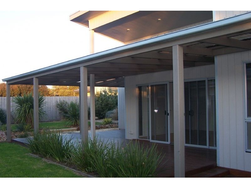 31 Norman Drive, Cowes VIC 3922