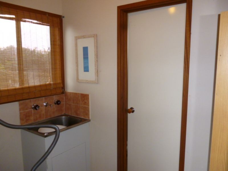 16 Barry Street, Sunderland Bay VIC 3922