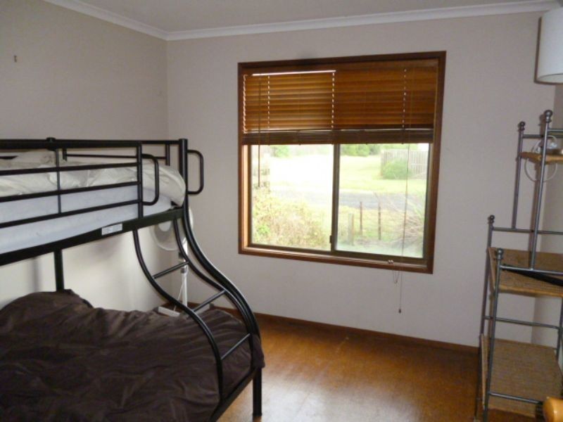 16 Barry Street, Sunderland Bay VIC 3922