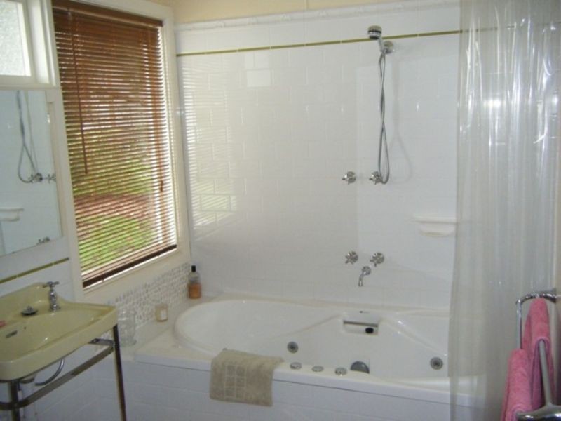 24 Waterloo Street, Rhyll VIC 3923