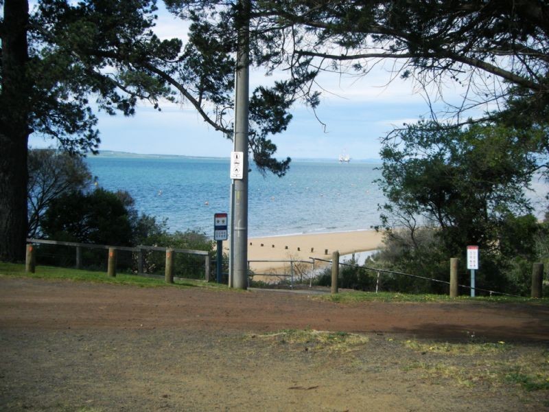 109/1 The Esplanade, Cowes VIC 3922