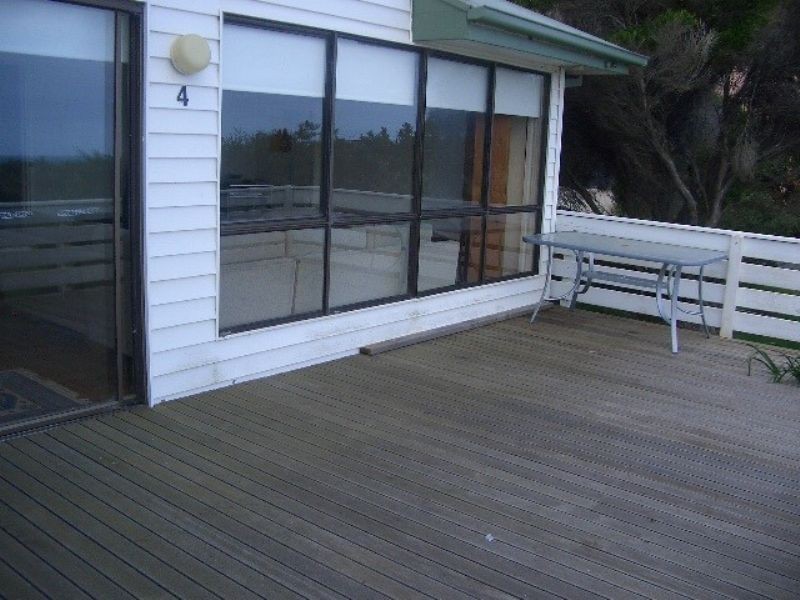4 The Esplanade, Sunderland Bay VIC 3922