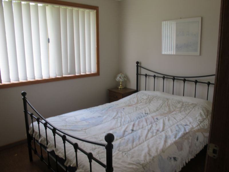 16 Happy Valley Drive, Sunset Strip VIC 3922