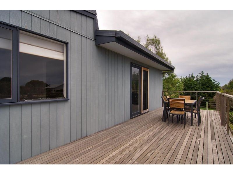 22 Dolphin Drive, Smiths Beach VIC 3922