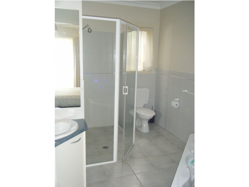 8/14-16 Osbourne Avenue, Cowes VIC 3922