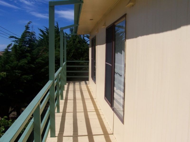 2 Hallway Drive, Wimbledon Heights VIC 3922