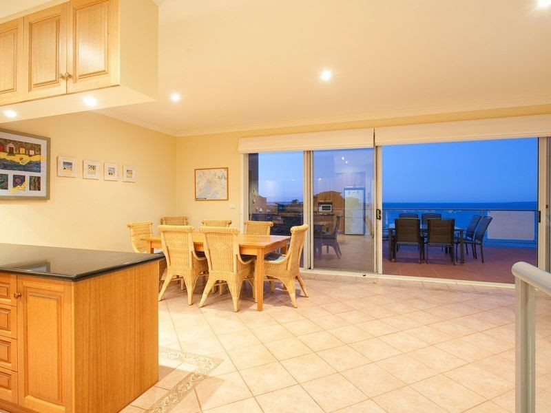 11/17 The Esplanade, Cowes VIC 3922