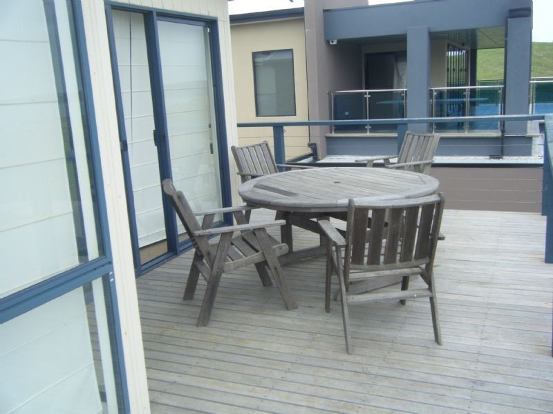 1/63 Penniwells Drive, San Remo VIC 3925