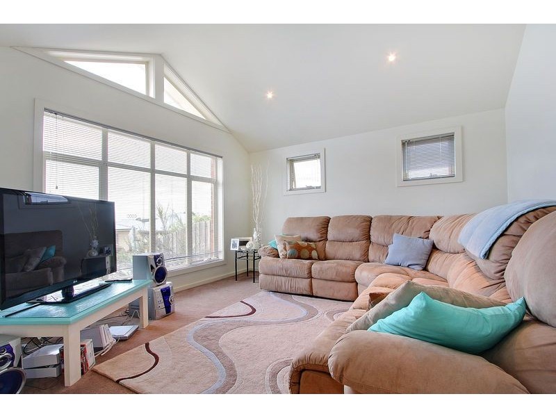 6/34-36 Jenner Avenue, Cowes VIC 3922