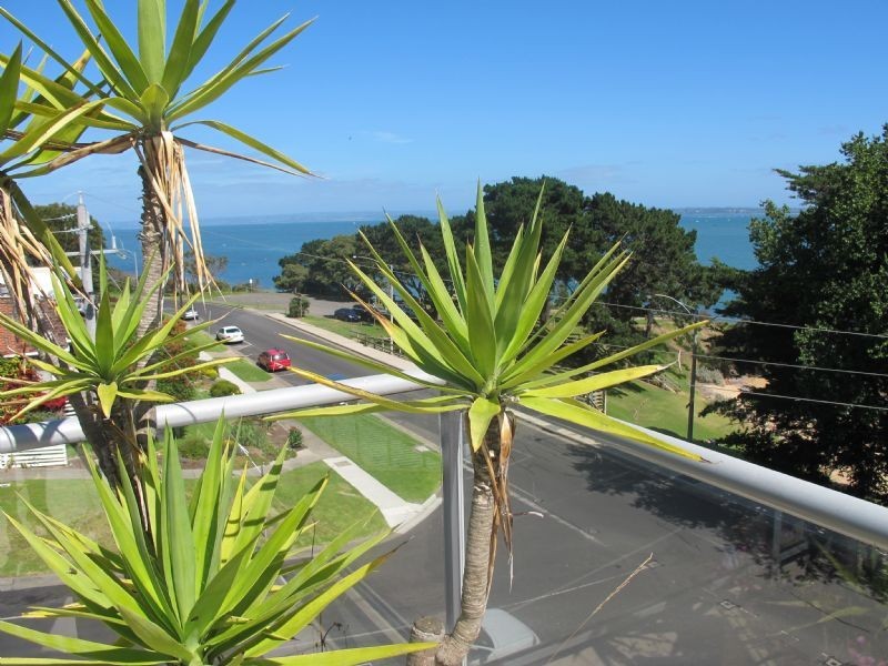 Penthouse 10/17 The Esplanade, Cowes VIC 3922