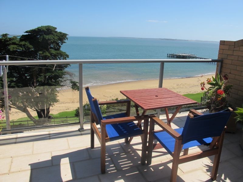 Penthouse 10/17 The Esplanade, Cowes VIC 3922