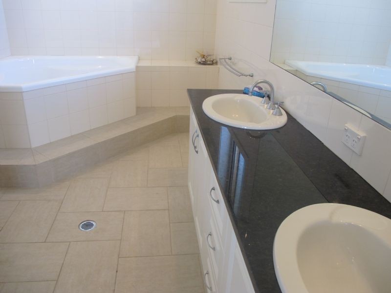 Penthouse 10/17 The Esplanade, Cowes VIC 3922