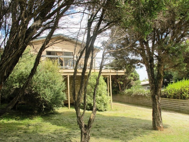 4 Dunvegan Crescent, Surf Beach VIC 3922
