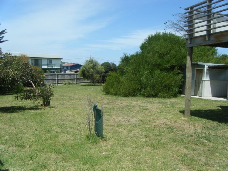 1 Hopetoun Crescent, Surf Beach VIC 3922